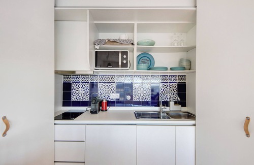Aveiro Apartment | Apartment 'Salina Ria' with Wi-Fi and Air Conditioning