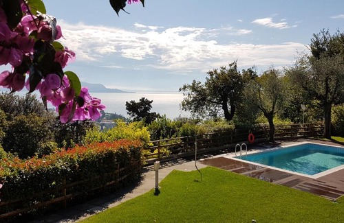 Toscolano Maderno Apartment | Apartment San Pietro