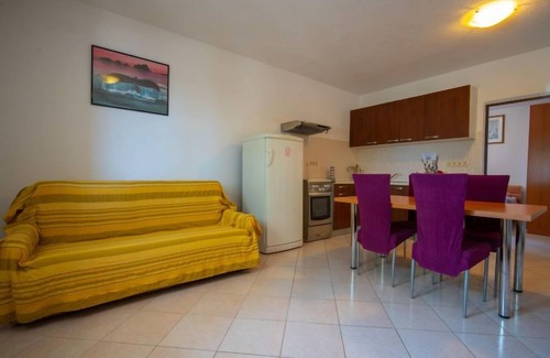 Cesarica Apartment | Apartment Sanja by Interhome