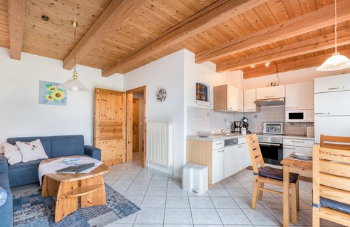 Westerhever Apartment | Apartment "Schäferhof Dircks 4" with Garden & Wi-Fi