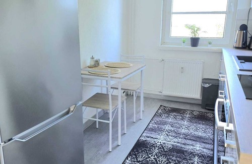 Walschleben Apartment | Apartment 'Schönes In Walschleben' with Balcony and Wi-Fi