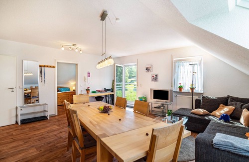 Bad Herrenalb Apartment | Apartment "Schwalbenhof Dreßler und Duss für 6 Personen" with Balcony & Wi-Fi