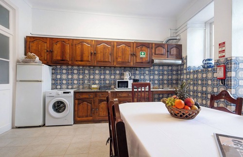 Angra do Heroismo Apartment | Apartment "Sé Heritage" with Private Terrace & Wi-Fi