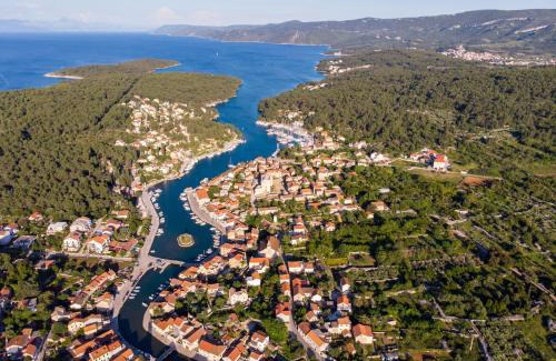 Vrboska Apartment | Apartment Sea princess