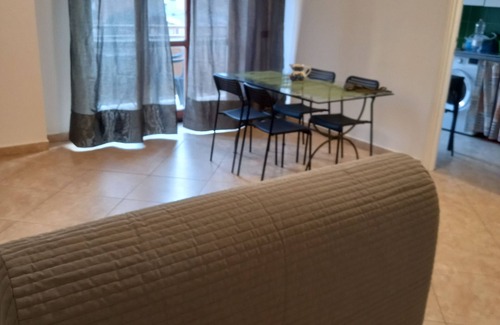 Ladispoli Apartment | Apartment sea view, beach 2 minutes, train10 minutes and visit Rome