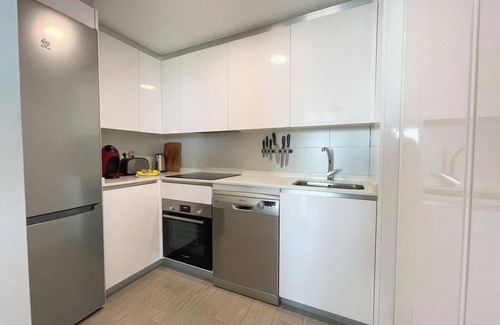 Torrox Costa Apartment | Apartment Seaside Duna Beach with Sea View, Shared Pool & Wi-Fi