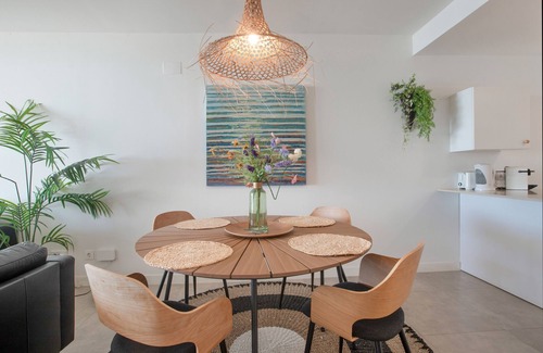 Torrequebrada Apartment | Apartment 'Seaview Alba' with Sea View, Wi-Fi and Air Conditioning