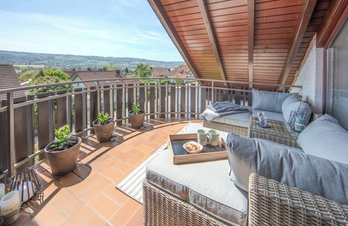 Ohningen Apartment | Apartment SEEGLÜCK with partial lake view for max. 2 adults + 2 children