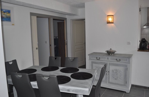 Serra-di-Ferro Apartment | Apartment 'Serra-di-ferro Corse' with Balcony and Wi-Fi