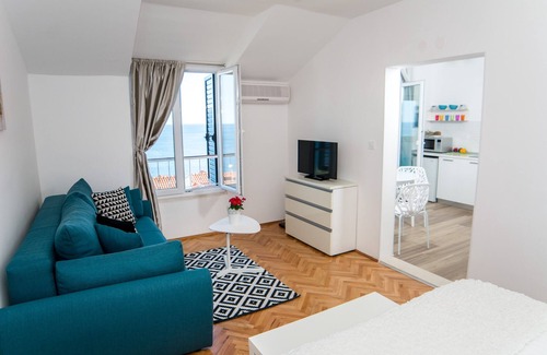 Gorica Apartment | "Apartment SEVEN" with Stunning Sea View