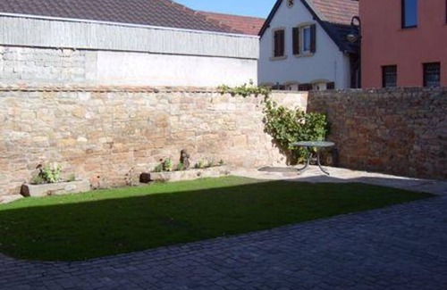 Bad Duerkheim Apartment | Apartment, shower, toilet, 1 bed room - ground floor - apartment Gödel