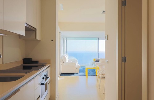 Sitges Apartment | Apartment 'Sitges Suites B' with Sea View, Wi-Fi and Air Conditioning