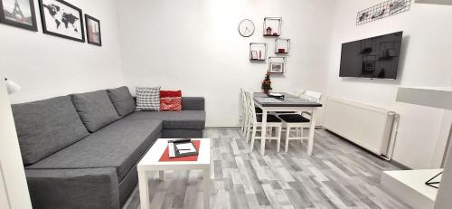 Brasov Old Town Apartment | Apartment SOFIA