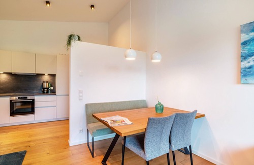 Conweiler Apartment | Apartment 'Sommer' with Shared Pool, Shared Garden and Wi-Fi