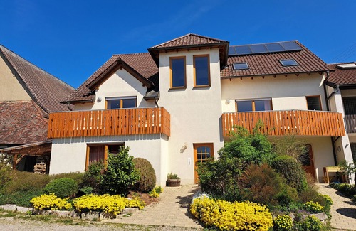 Borslingen Apartment | Apartment 'Sonnenaufgang' with Shared Terrace, Shared Garden and Wi-Fi