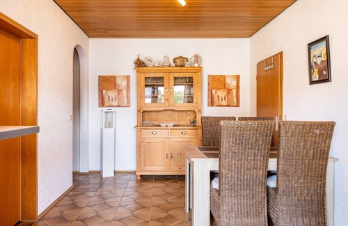 Bad Hersfeld Apartment | Apartment 'Sonnenschein' with Private Terrace and Wi-Fi