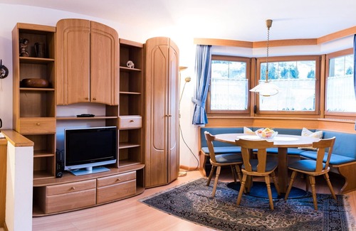 Selva di Val Gardena Apartment | Apartment Sosaslong, Saslong A