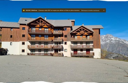 Puy-Saint-Vincent Apartment | APARTMENT south-west facing PIED DES PISTES + private parking