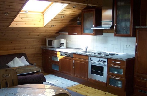 Weilerbach Apartment | Apartment South - Bernd's log cabin