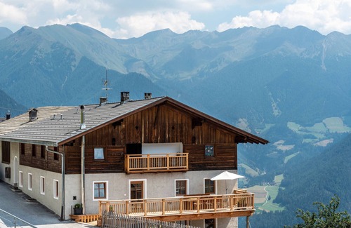 Campo di Trens Apartment | Apartment 'Sparberhof - Floriani' with Mountain View, Open Terrace & Wi-Fi