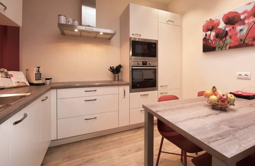 Historical Center Bruges Apartment | Apartment St-Donaas - 2 bedrooms - ground floor