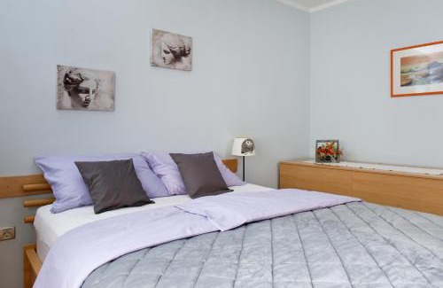 Split Apartment | Apartment Stay By Me