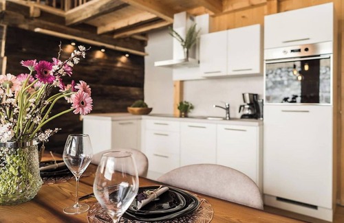 Santa Valburga Apartment | Apartment 'Steinbach Loft' with Mountain View, Sauna & Wi-Fi