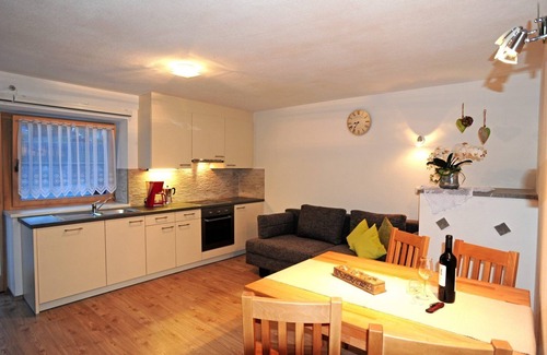 Valle Aurina Apartment | Apartment "Steinhaus L" with Mountain View, Shared Pool & Wi-Fi