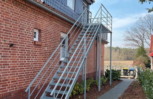 Winsen an der Aller Apartment | Apartment 'Stern' with Private Terrace, Balcony and Wi-Fi