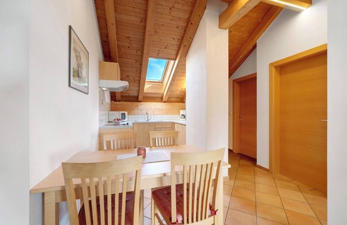 Vollan Apartment | Apartment 'Stettnerhof Penegal' with Mountain View, Terrace, Shared Garden & Wi-Fi