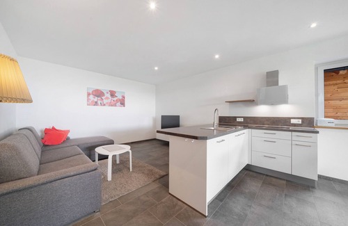 Vollan Apartment | Apartment 'Stettnerhof Mayenburg' with Mountain View, Terrace & Wi-Fi