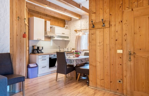 Sarntal Apartment | Apartment "Stofnerhof Turmgemach" with Mountain View, Private Terrace & Wi-Fi