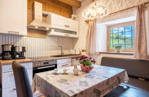 Sarntal Apartment | Apartment "Stofnerhof Turmgemach" with Mountain View, Private Terrace & Wi-Fi