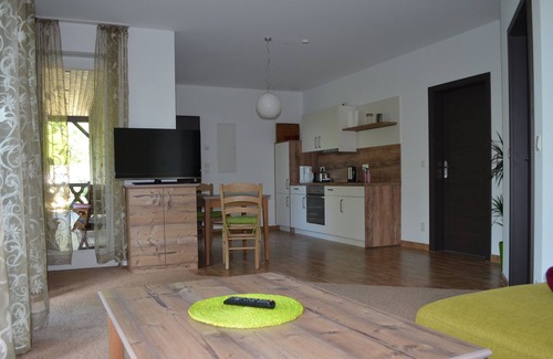 Burg-Kauper Apartment | Apartment Strohkammer - Spreewaldscheune am Fließ-Ferienwohnungen am Wasser in