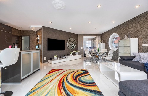 Region Hannover District Apartment | Apartment 'Studio Comfort' with direct Lake View, Balcony and Wi-Fi