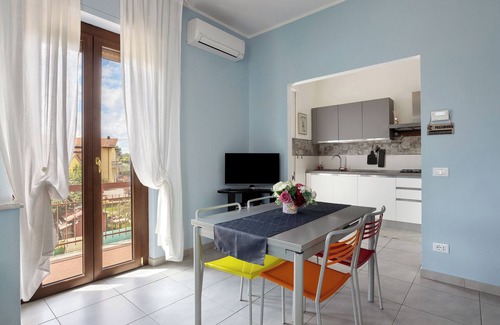 Castelnuovo Magra Apartment | Apartment 'Suite Paradiso' with Balcony, Wi-Fi and Air Conditioning