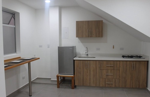 Marinilla Apartment | Apartment Suite 30-28 Mustard