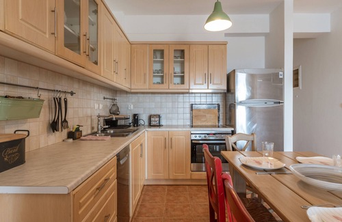 Tinos Villa | Apartment 'Sun Blooming' with Sea View, Wi-Fi and Air Conditioning