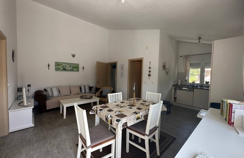 Nin Apartment | Apartment Sun
