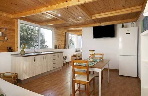 Pozo Izquierda Apartment | Apartment Sunset Windsurf Near the Beach with Wi-Fi, A/C & Terrace