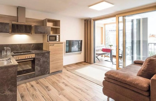 Sand in Taufers Apartment | Apartment 'Superior Xl- 1 Right' with Mountain View, Shared Pool and Wi-Fi