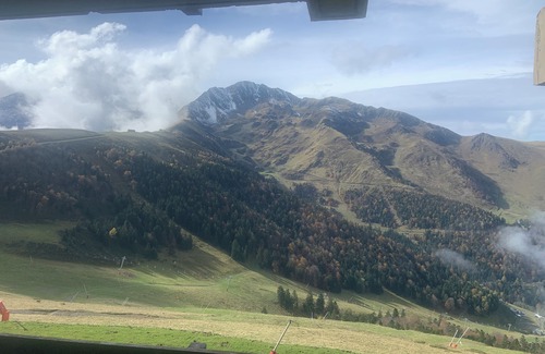 Saint-Aventin Apartment | Apartment Superbagneres Breathtaking view from the foot of the slopes or from the start of a hike.