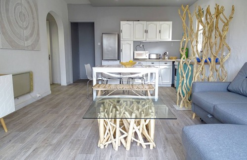 Algajola Apartment | Apartment-Superior-Private Bathroom-Côté Mer