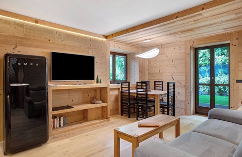 Saint-Oyen Apartment | Apartment 'Superior' with Shared Terrace, Private Garden and Wi-Fi