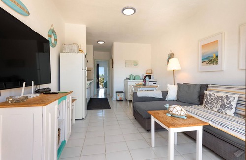 Caleta de Fuste Apartment | Apartment 'Surf Home Sea View' with Sea View, Shared Pools & Wi-Fi