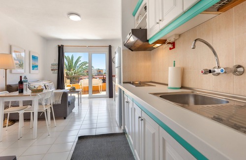 Caleta de Fuste Apartment | Apartment 'Surf Home Sea View' with Sea View, Shared Pools & Wi-Fi