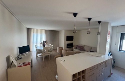 Darque Apartment | Apartment 'Surf and Chill House' with Mountain View, Wi-Fi and Air Conditioning