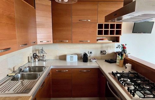 Zona XVI Torrenova Apartment | Apartment surrounded by greenery with a view of the riding stables. With meter at 30m.