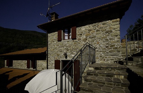 Cutigliano Apartment | Apartment surrounded by the Tuscan countryside and with a heated pool