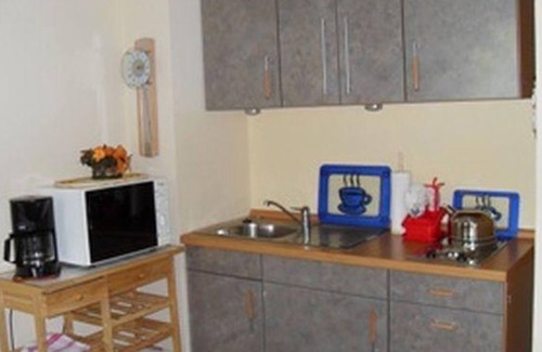 Bad Bergzabern Apartment | Apartment Sutter - Kurpark-Residenz - 2-room-apartment with bath/WC, sep.2 WC